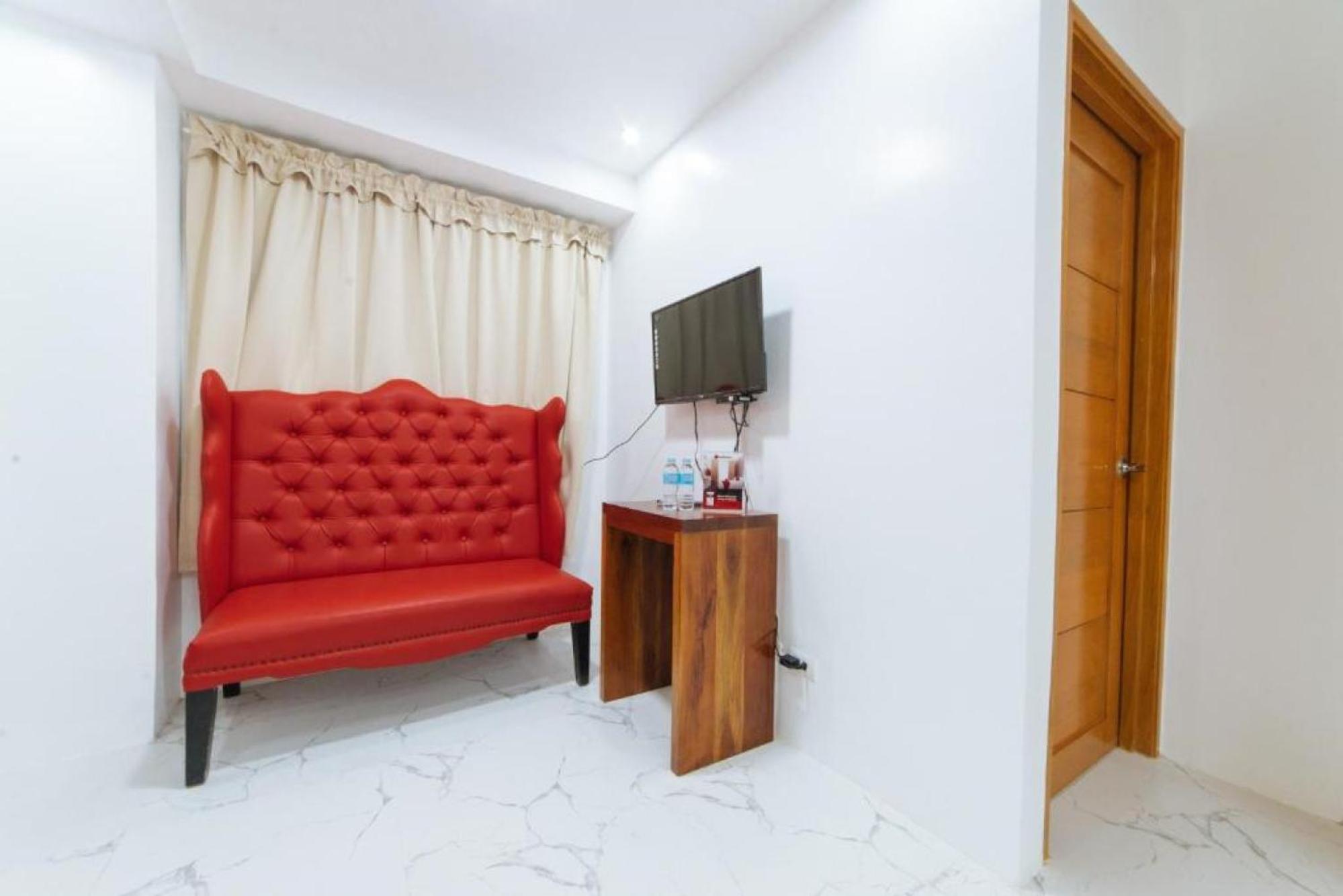 Reddoorz At Dbuilders Rooms Bangkal Makati Makati City Exteriör bild