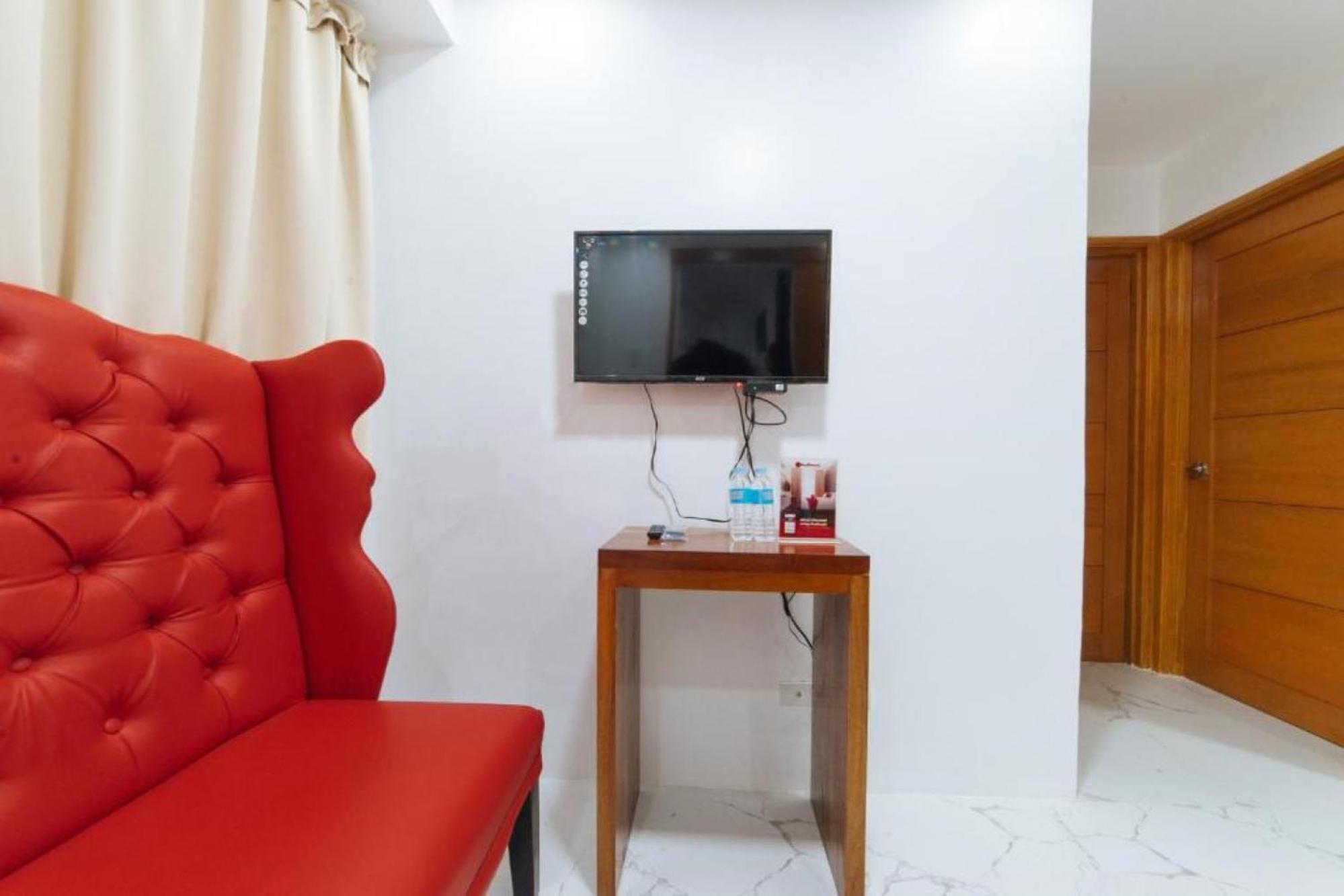 Reddoorz At Dbuilders Rooms Bangkal Makati Makati City Exteriör bild