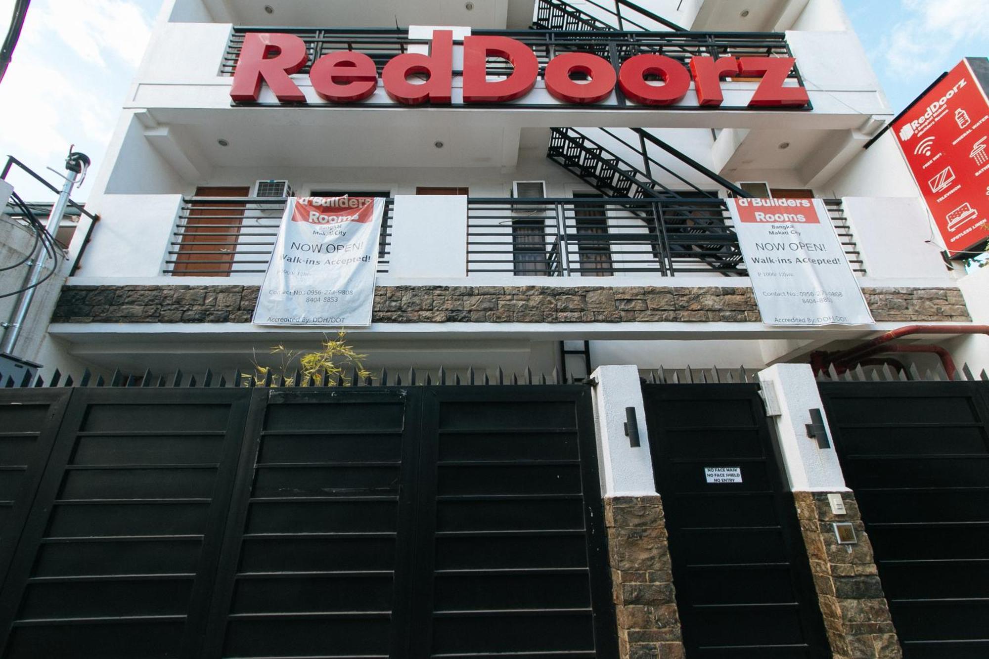 Reddoorz At Dbuilders Rooms Bangkal Makati Makati City Exteriör bild